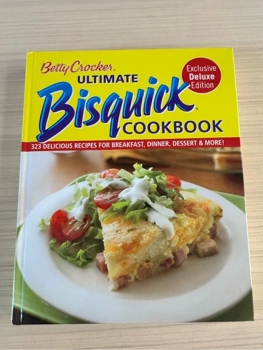 Betty Crocker Ultimate Bisquick‎ Cookbook Exclusive Deluxe Hardcover 2009